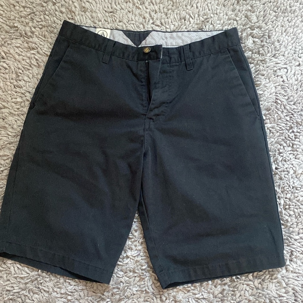 Volcom mens shorts size 31 !